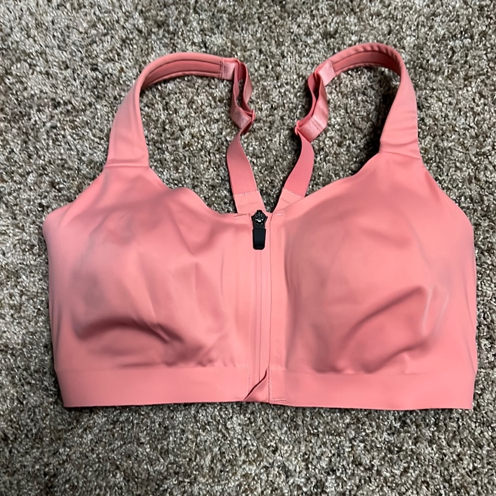 Victoria’s Secret Knockout Incredible ultra max sport bra
